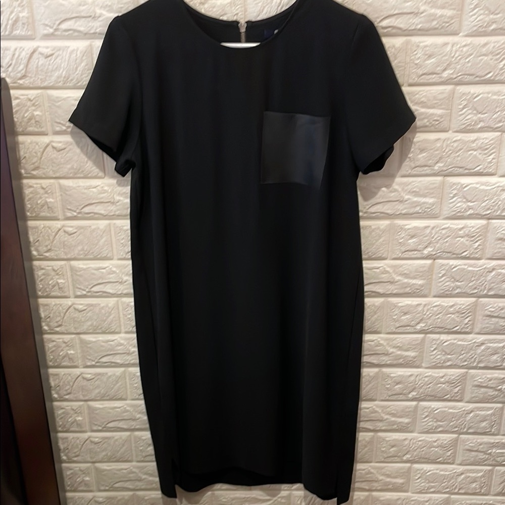 Madewell Black Short Sleeve Dress with Pocket